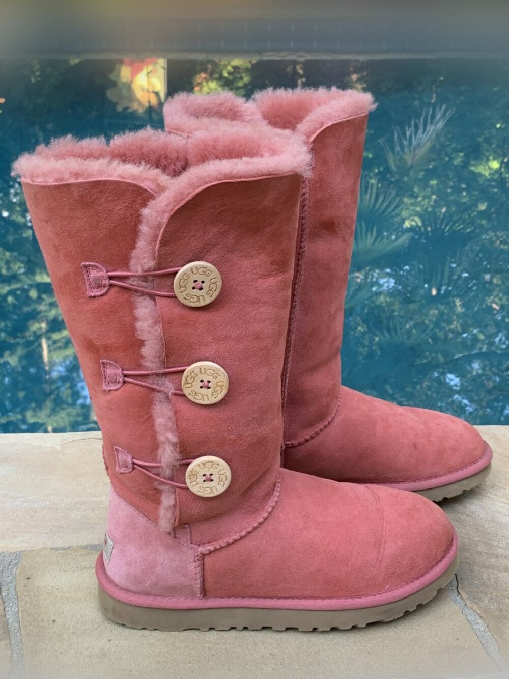 Ugg Australia 1873 Button-Up Sheepskin Leather Mid-Calf Boots Sz8